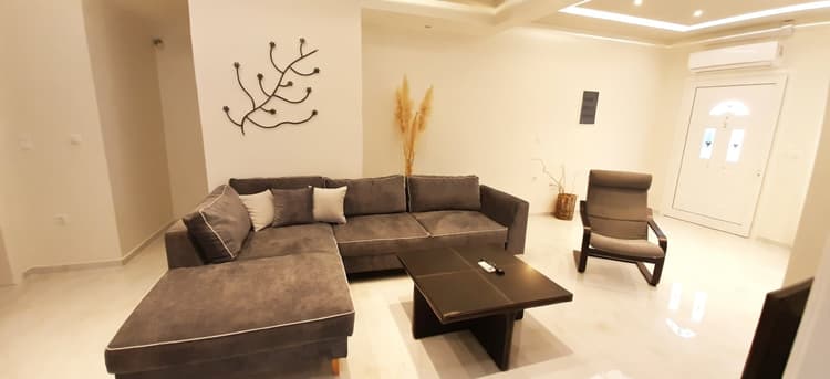 2-bedroom apartment with 2 bathrooms 50 m from the Beach