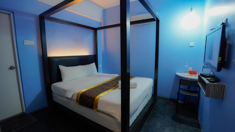 Executive Queen Room