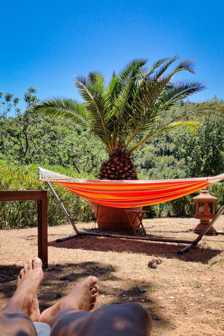 Le Coco Loco - chambre PARIS - lit double king size 200x200 cm Le Luc