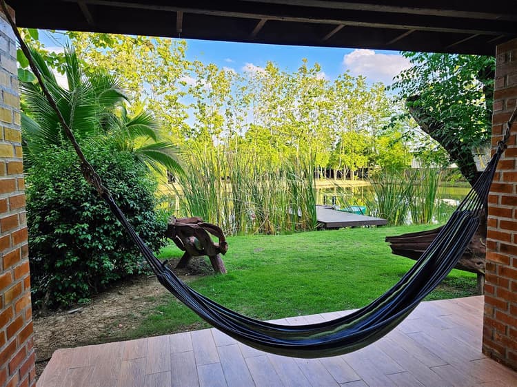 Pond View Villa - Anusorn Garden Villas Chiang Mai