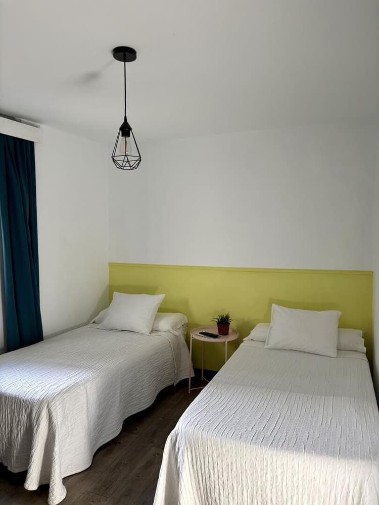 5- Doble con baño privado