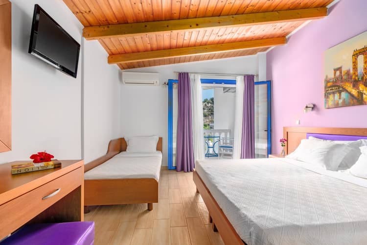 3Bedroom with partial seaview