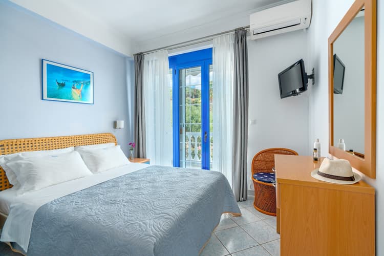 Apartment with 2 seperate rooms and seaview