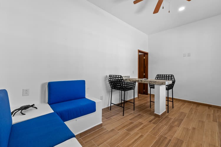 Casa Nacho Hotel, 1-Bedroom, 1-bath, Pool, Second Floor