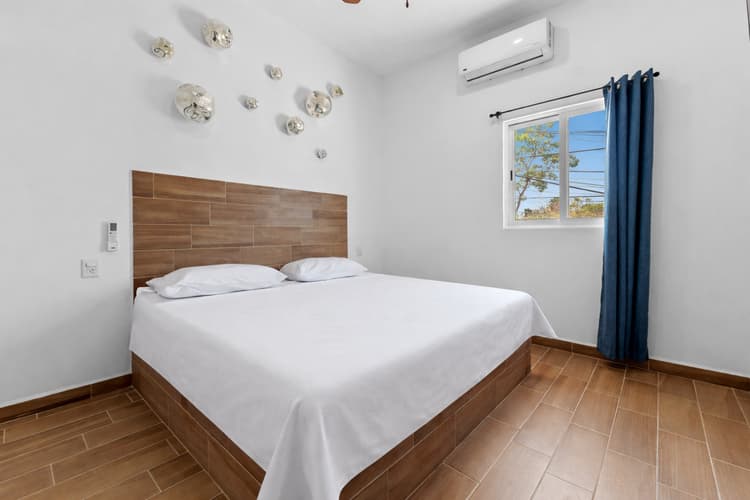 Casa Nacho Hotel, 2-Bedroom, 1-bath, Pool, Second Floor