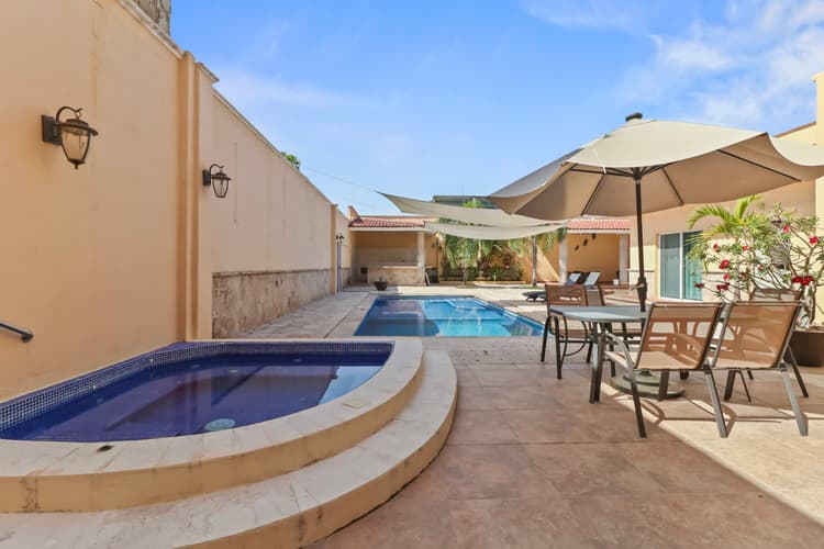 Oasis Grande Villa Nacho 4 bedrooms Private Pool