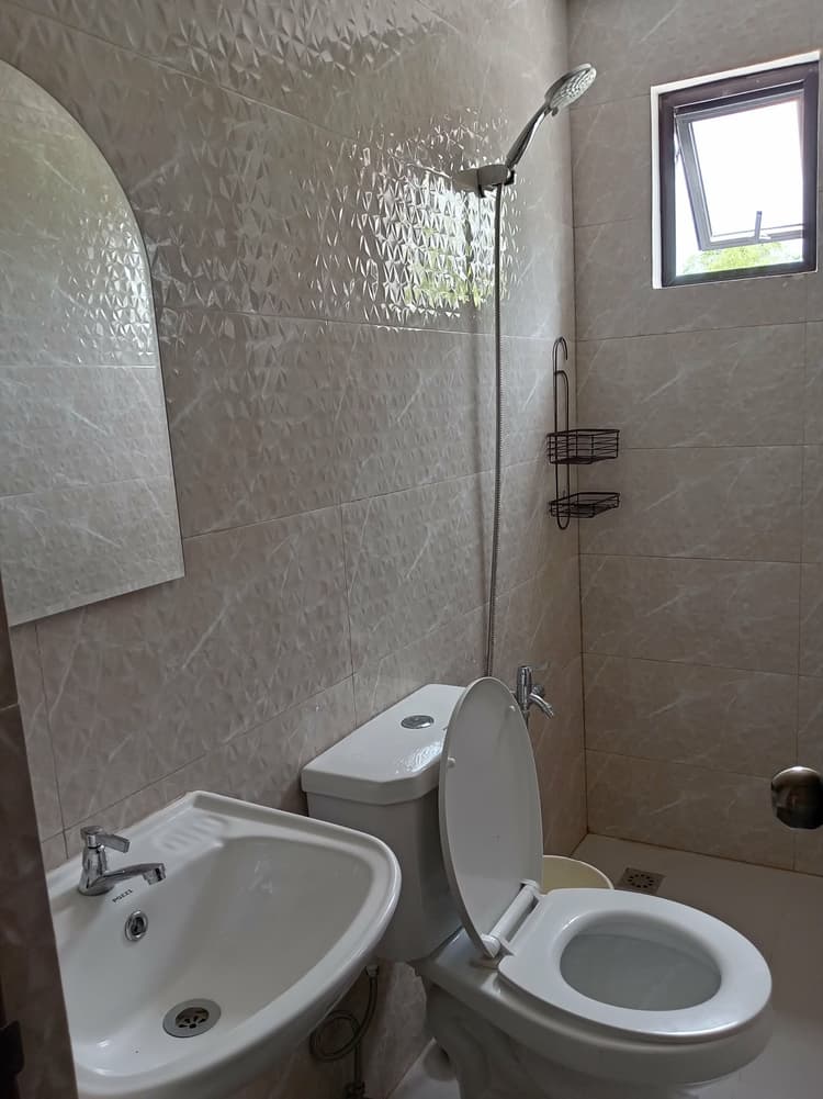 PARIS ROOM Deluxe | Residencia de Azucena | TACLOBAN