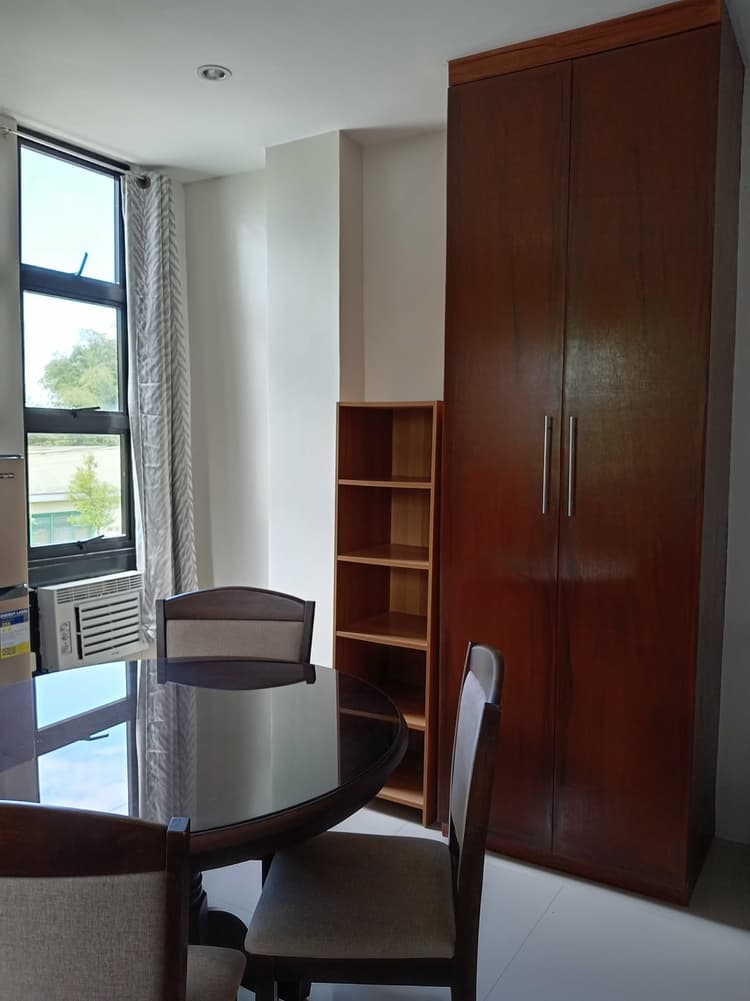 PARIS ROOM Deluxe | Residencia de Azucena | TACLOBAN