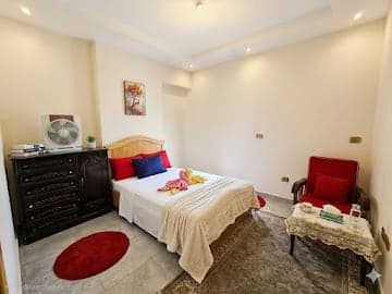 Superior Queen Room - Shared Apartment Access Copy