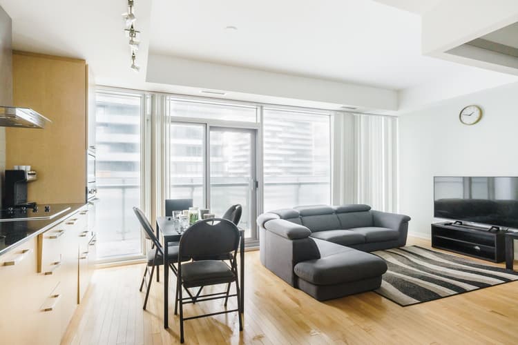 1312- 1BDR, 2 bed, 1 bath Across Scotibank Arena with parking