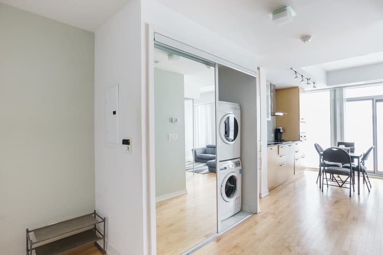 1312- 1BDR, 2 bed, 1 bath Across Scotibank Arena with parking