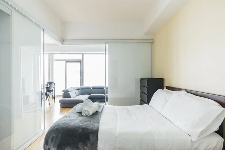 1312- 1BDR, 2 bed, 1 bath Across Scotibank Arena with parking