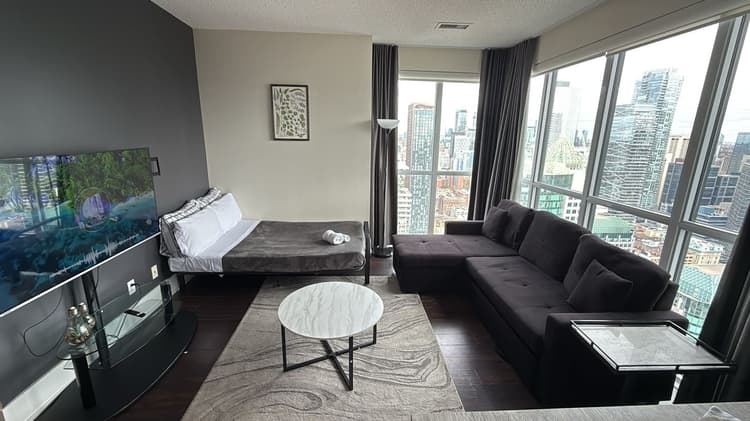 4305- 1BDR, Rogers Centre + Parking Across CN Tower