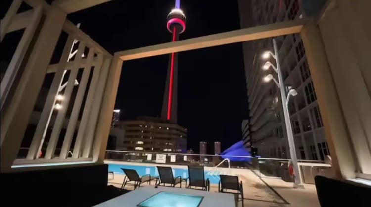 2710 - Elegant two-bedroom condo close to the CN Tower