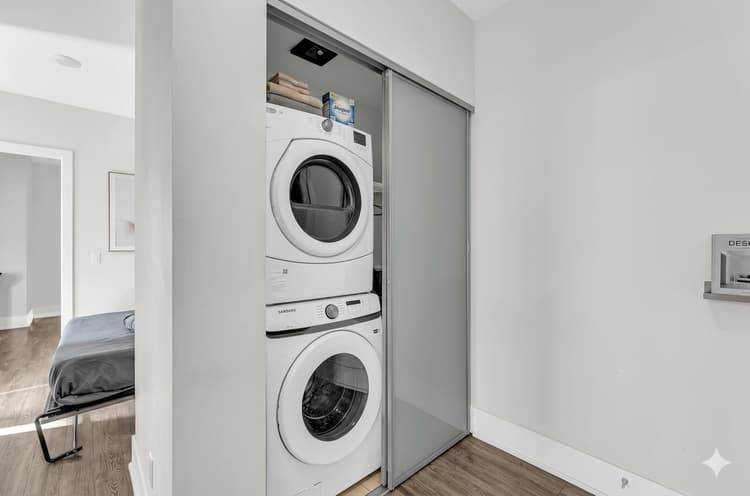 3103-Luxe 3BR Condo CN Tower W/Parking