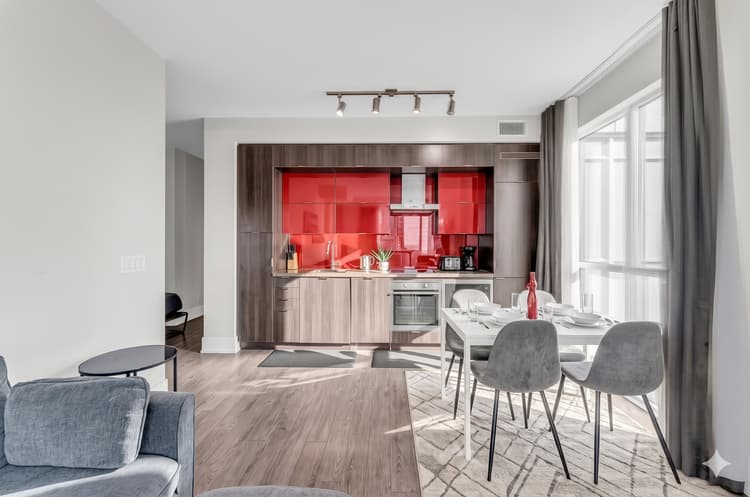 3103-Luxe 3BR Condo CN Tower W/Parking