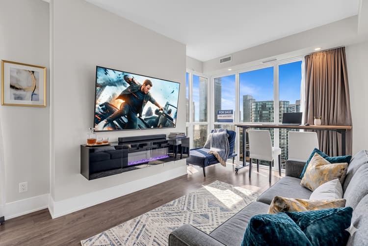 3103-Luxe 3BR Condo CN Tower W/Parking