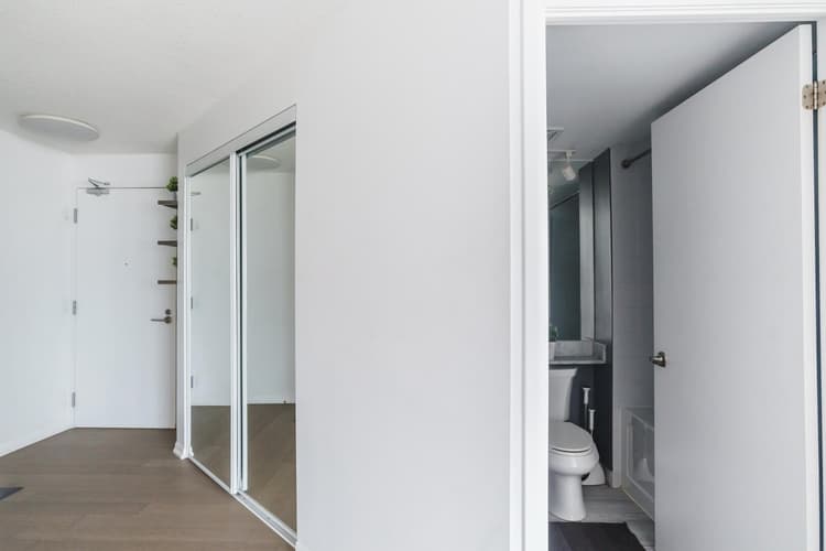 3905-3Bedroom Luxury City Views with parking