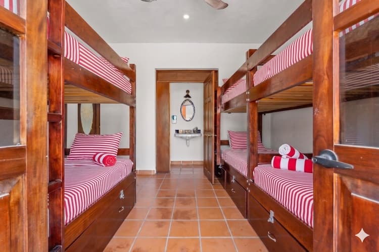 Habitación Triple con balcón