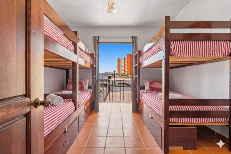 Habitación Triple con balcón