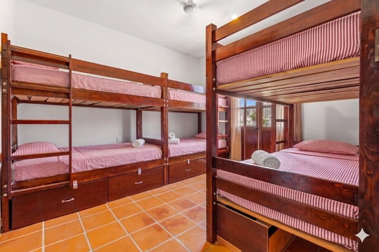 Habitación Triple con balcón