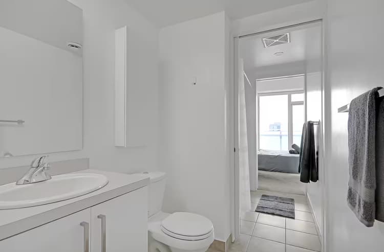 Modern 2BR/2BA Condo