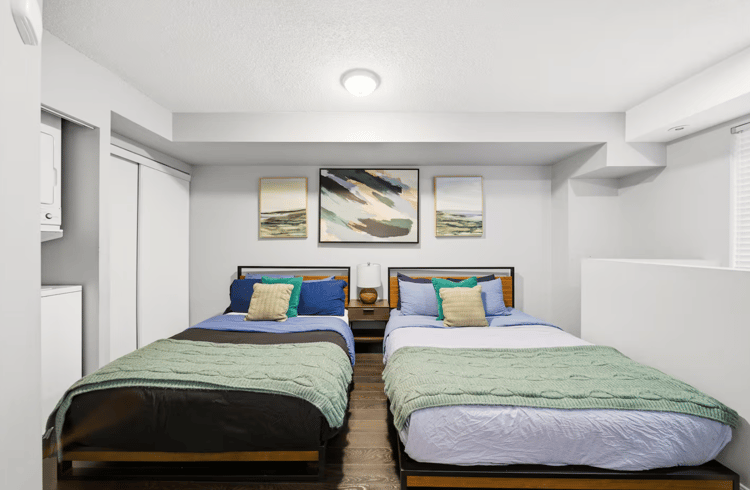 Spacious 4‑Bedroom Townhome