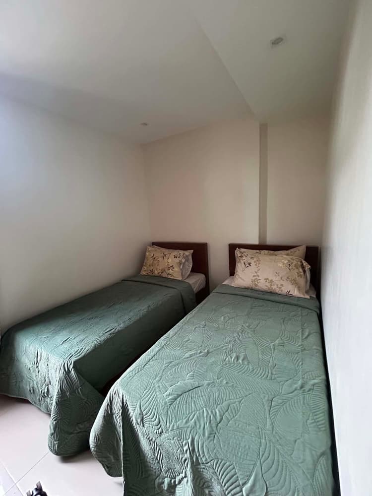 AMSTERDAM | Twin Bed Private Room | Residencia de Azucena | TACLOBAN CITY