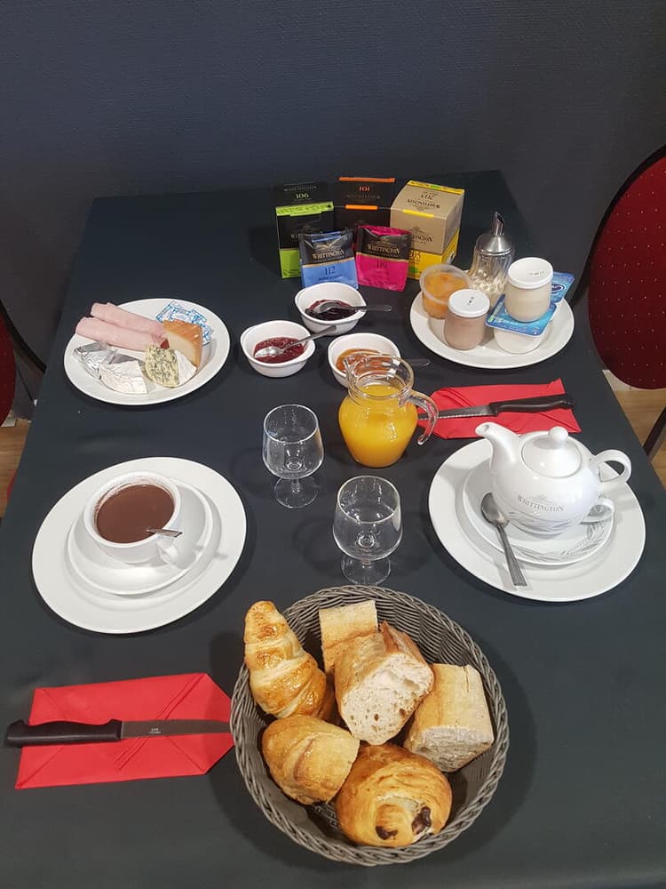chambre double avec petit déjeuner