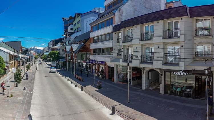 D19- Sobre Mitre · A 4 cuadras del Centro Cívico