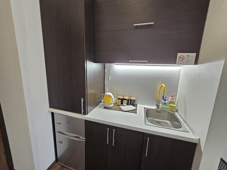 S2 Sunshine apartment with Balcony