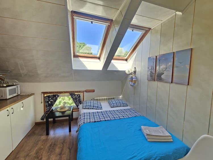 M6B Meridian studio with Sauna