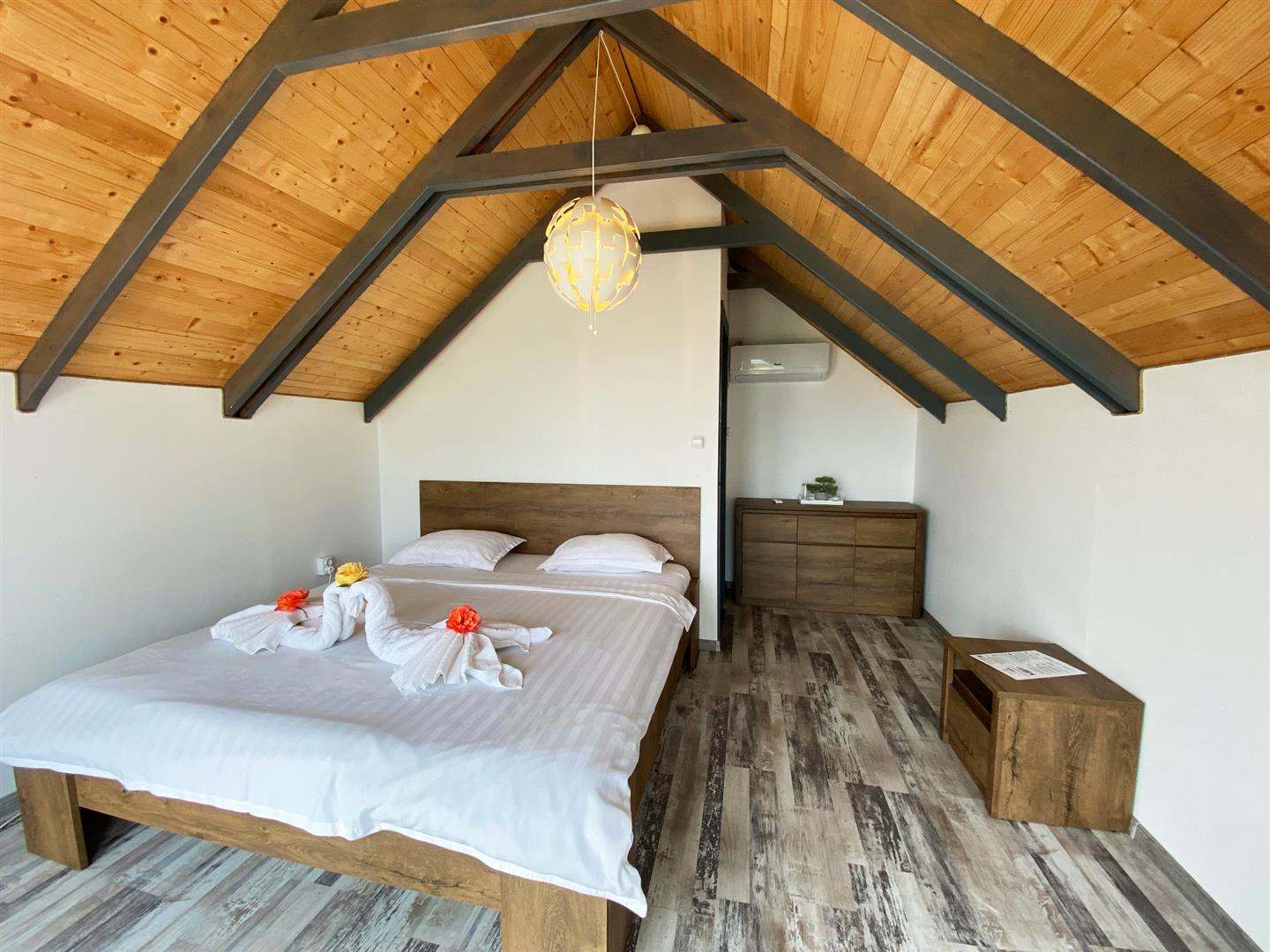 Bungalow (2) Cameră dublă cu pat matrimonial - Adults Only