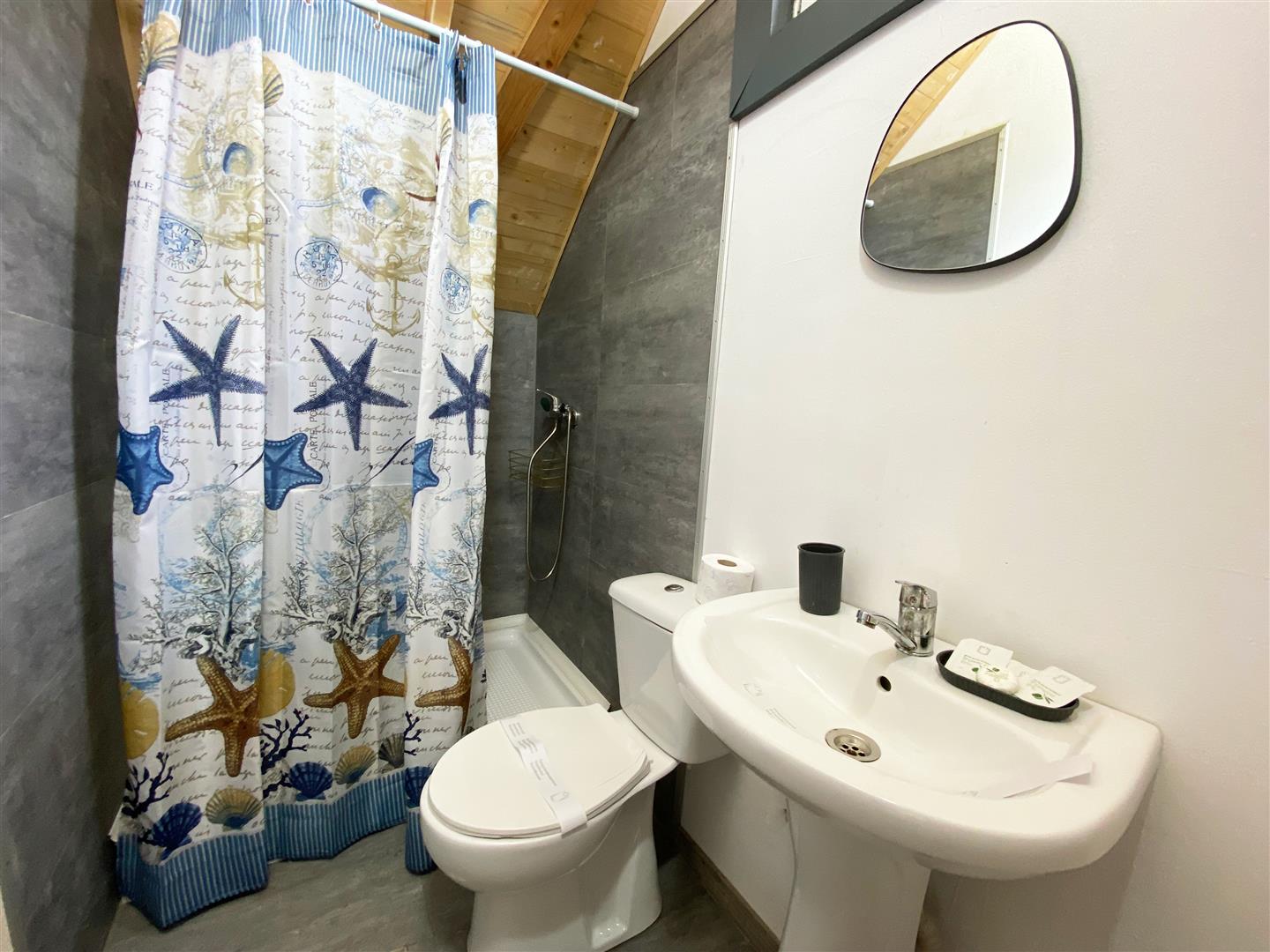 Bungalow (2) Cameră dublă cu pat matrimonial - Adults Only