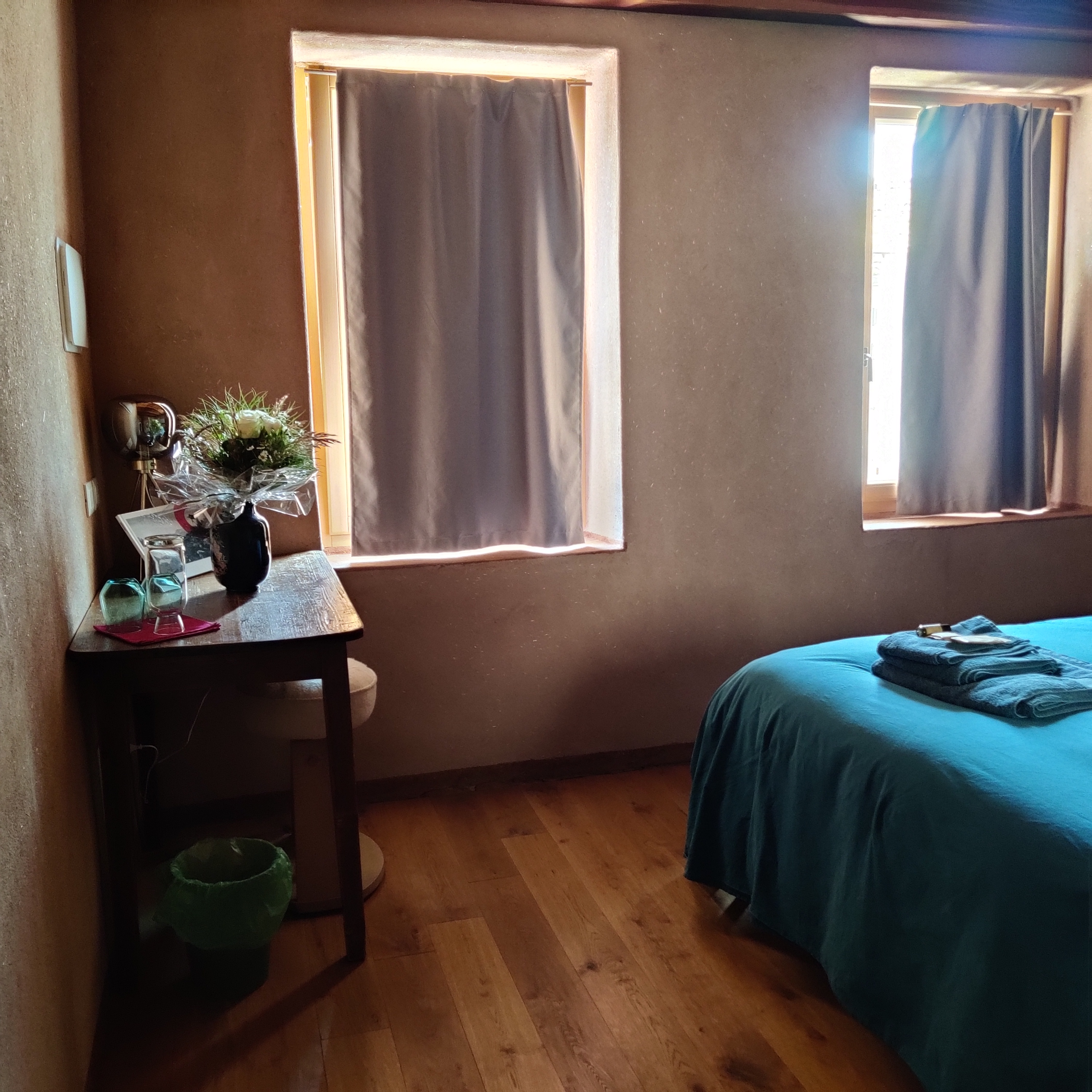 Camera matrimoniale "Colmeda" · Camera matrimoniale argilla&paglia