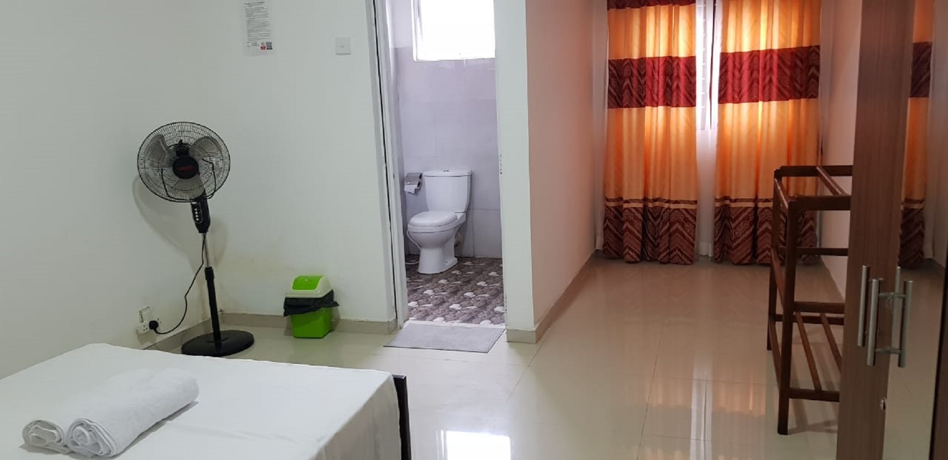 ROOM 1A2