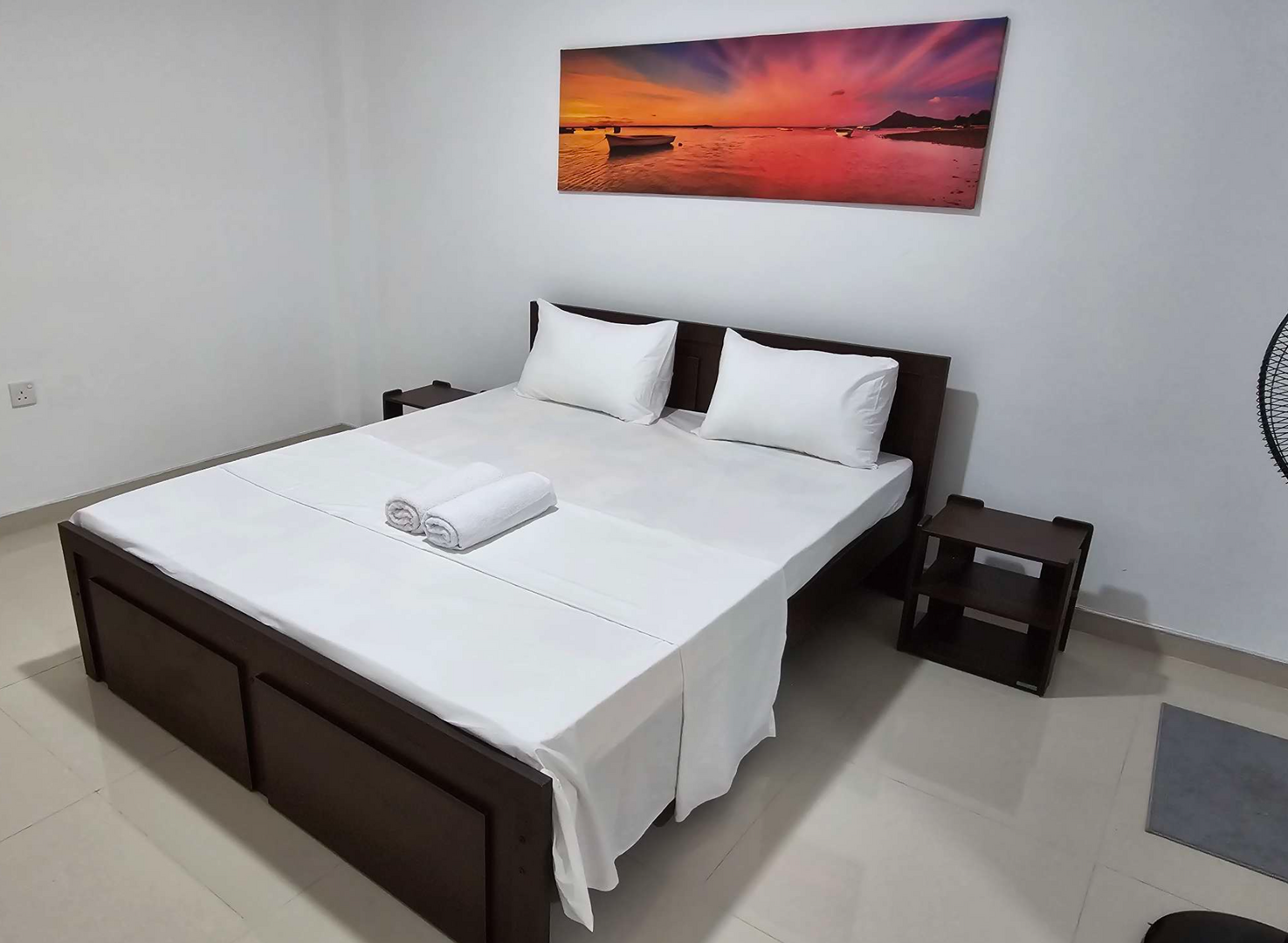 ROOM 2B2