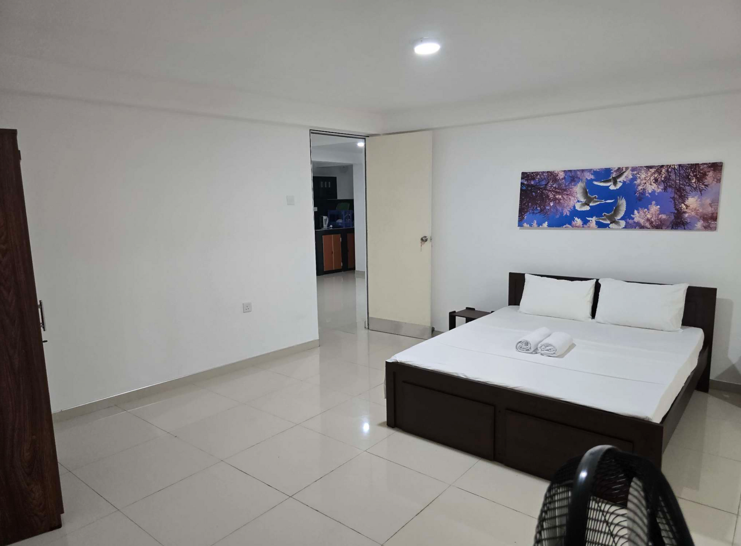 ROOM 3B3