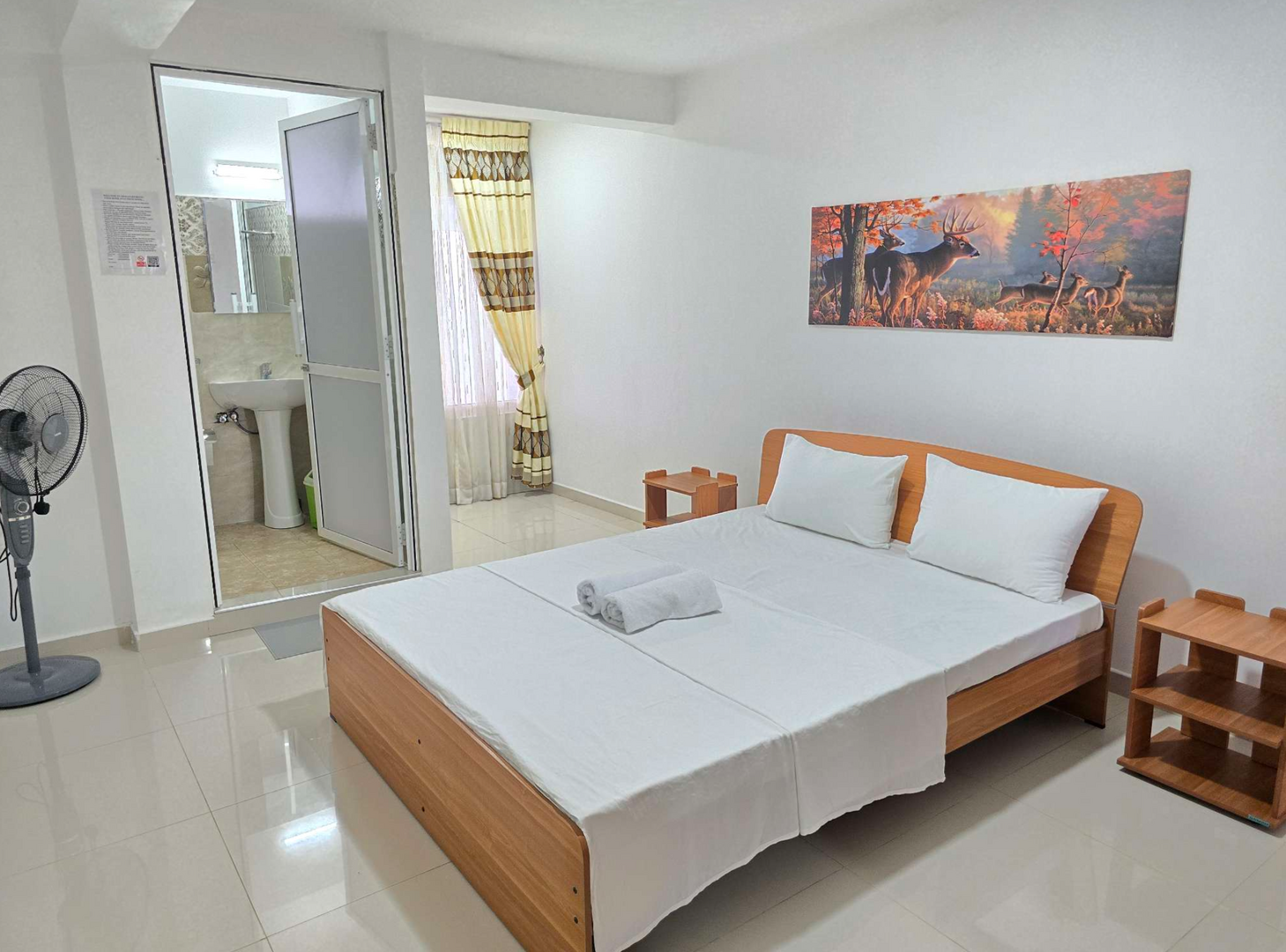 ROOM 4A3(AIR CONDITIONED)