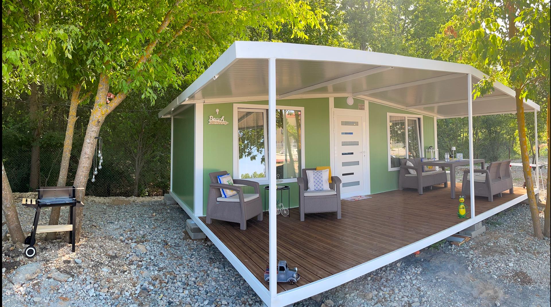 Бунгало Щастие