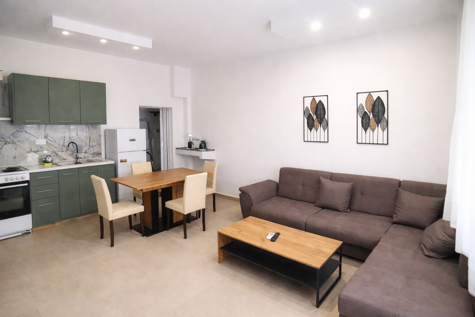 1-bedroom apartment 50 m from a sandy beach