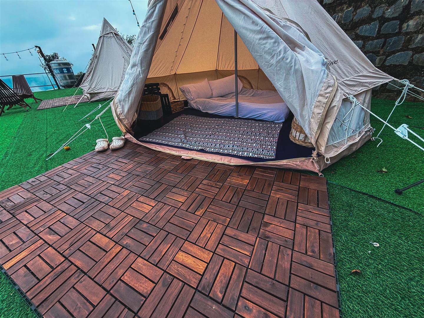 Lều săn mây nhỏ