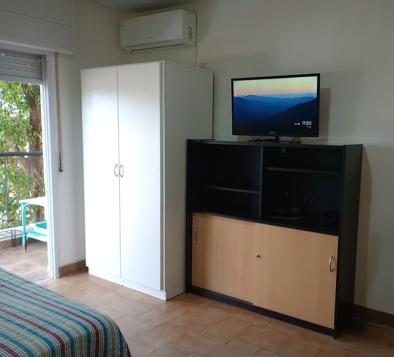 Apartamento por día completo con estacionamiento gratis, cocina y wifi