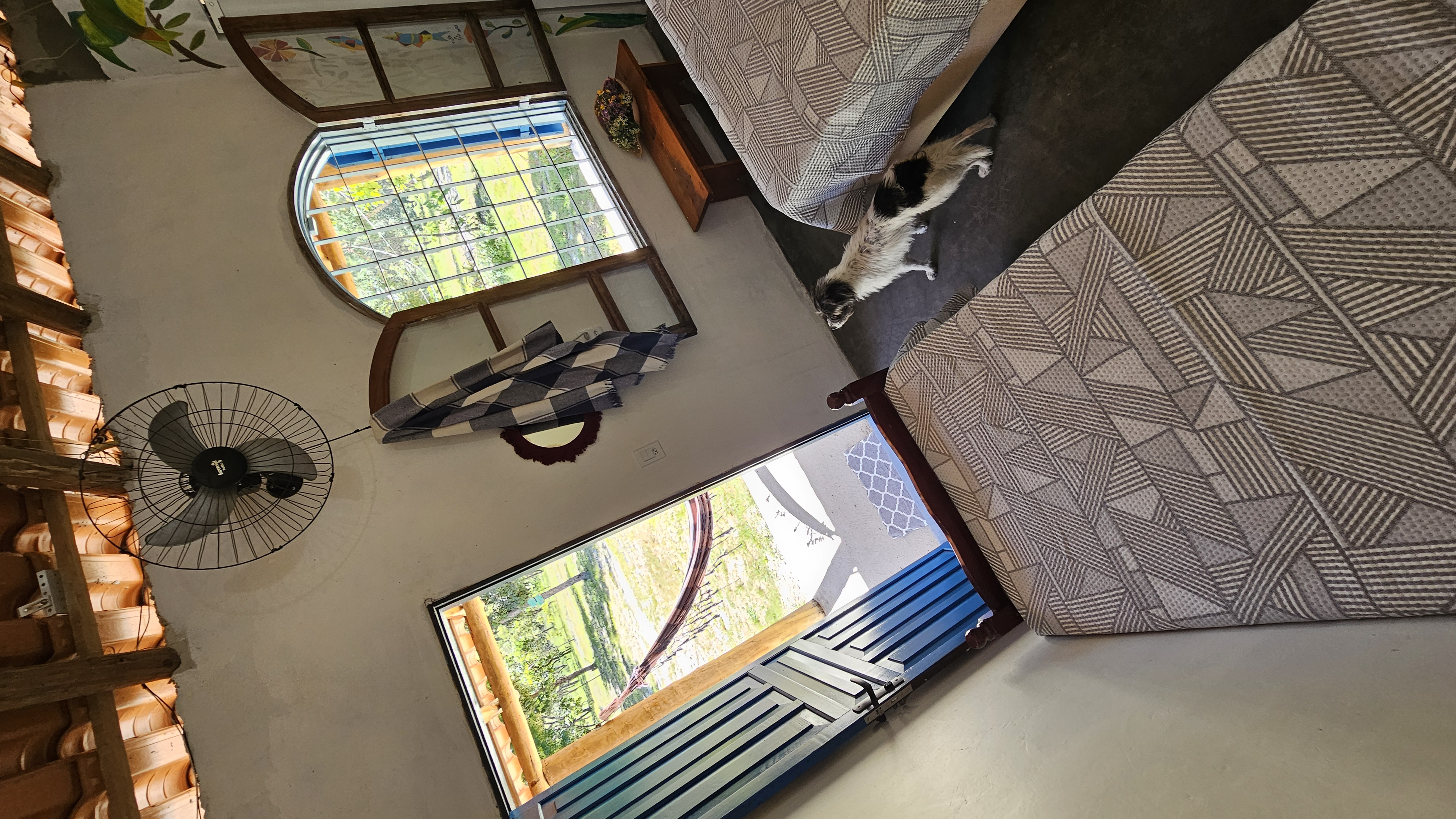 Quarto Triplo com Banheiro Privativo