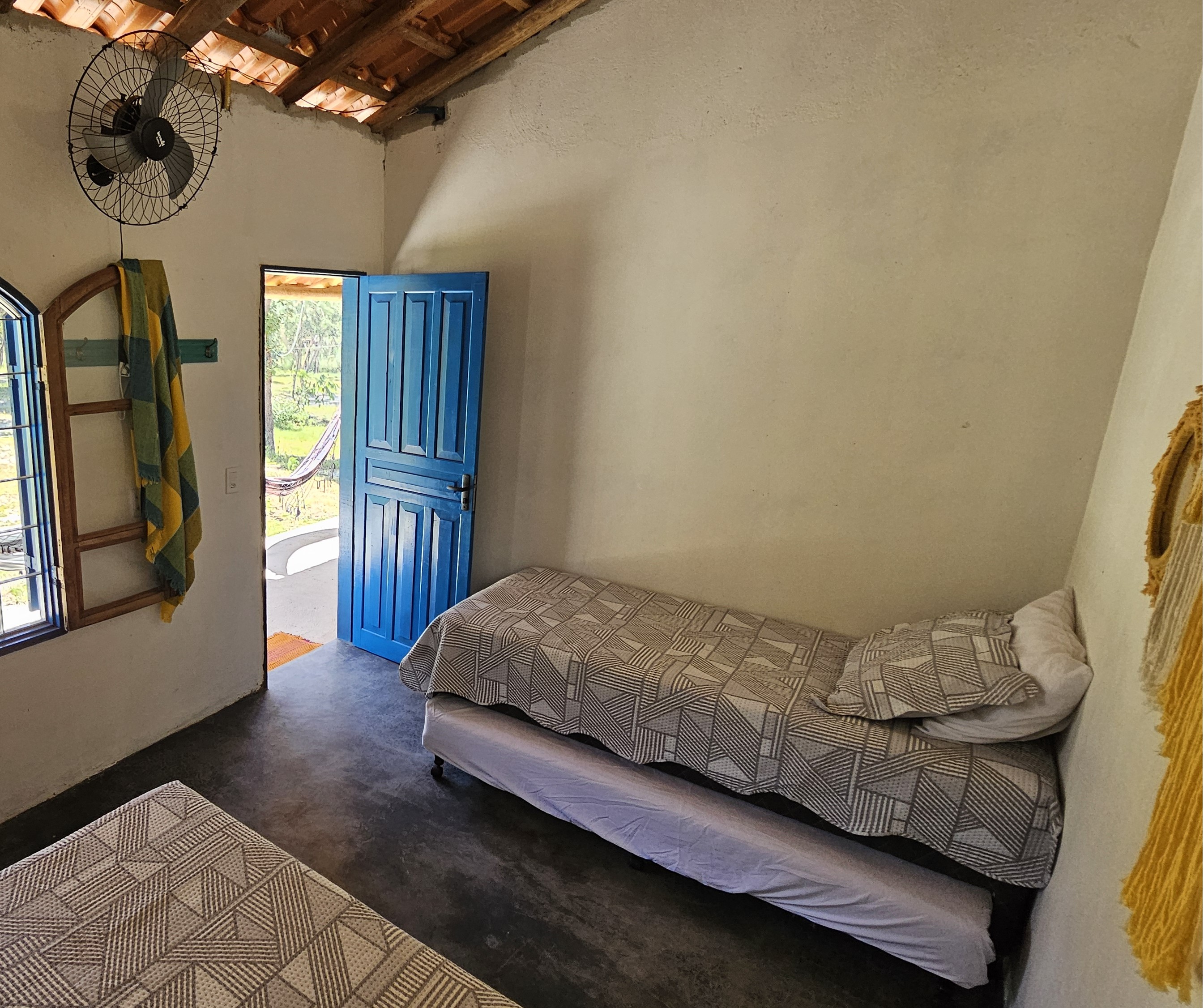 Quarto Quádruplo com Banheiro Privativo