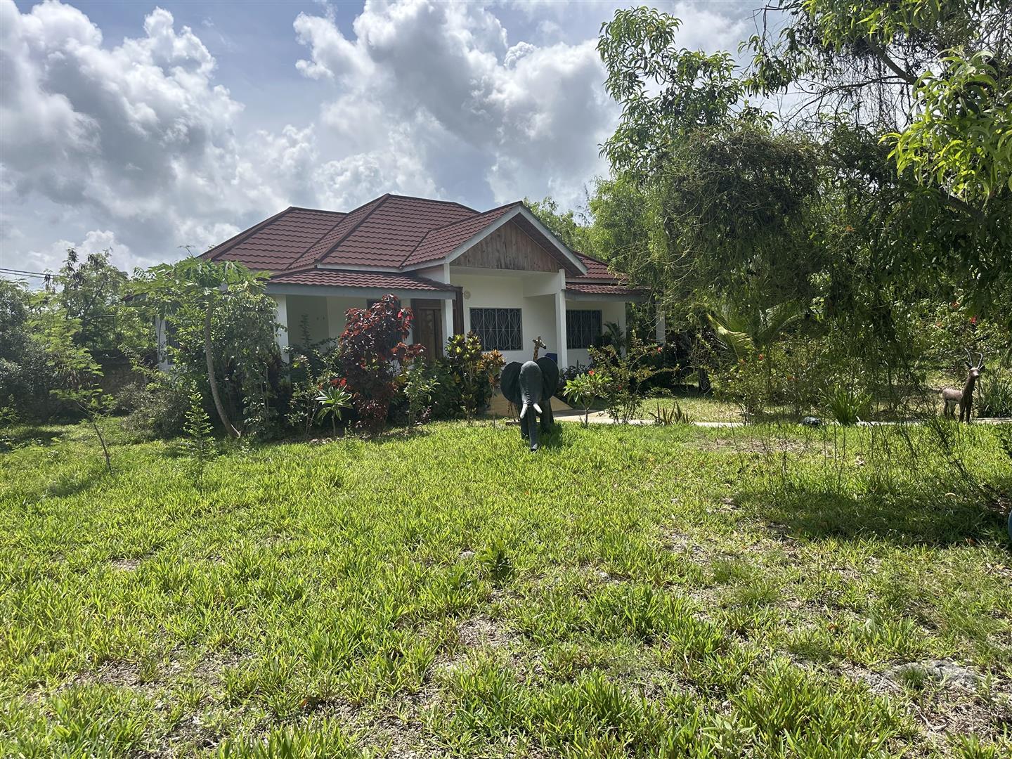 FAMILY HOUSE – 132 sqm Vills