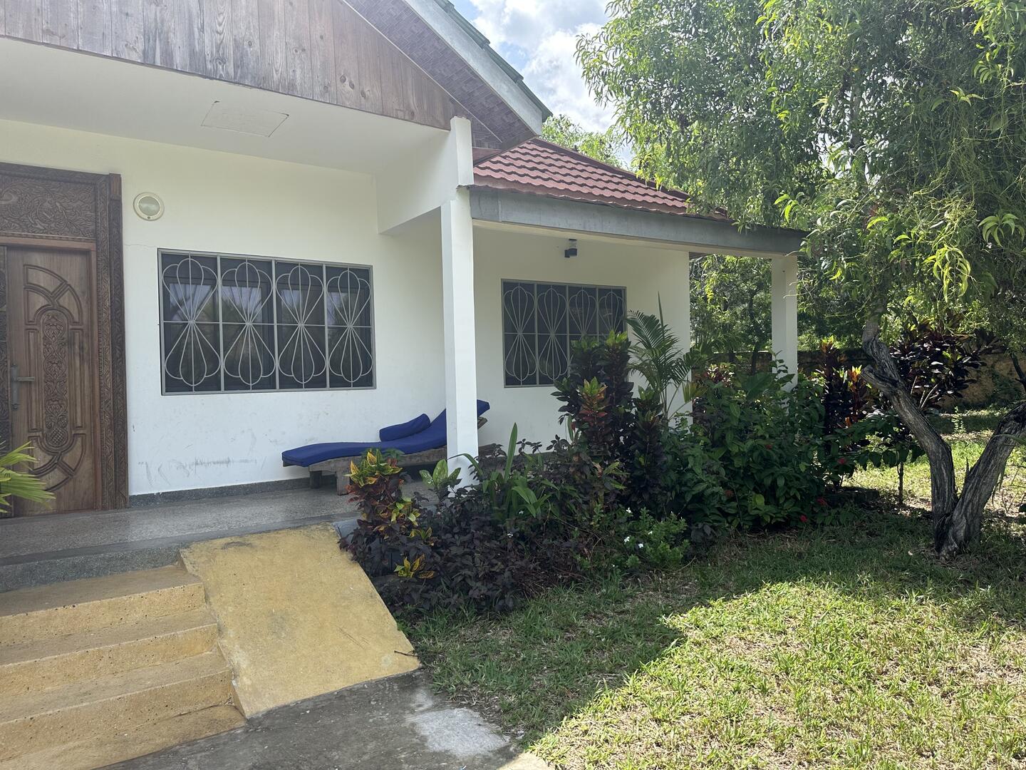 FAMILY HOUSE – 132 sqm Vills