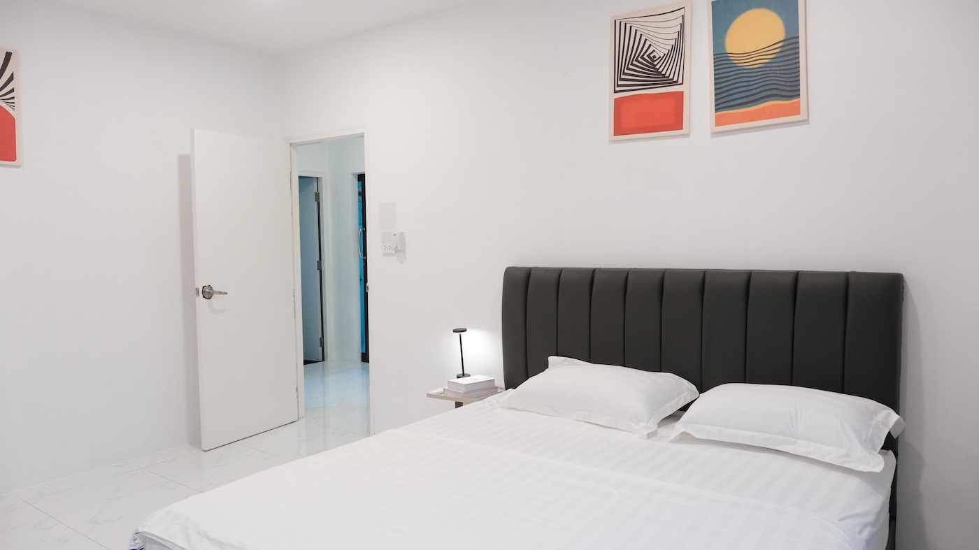 Modern Private Pool Villa in Sukhumvit