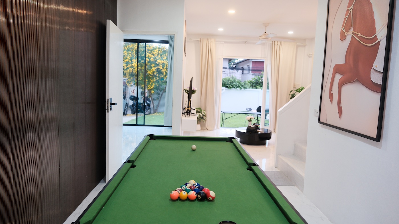 Modern Private Pool Villa in Sukhumvit