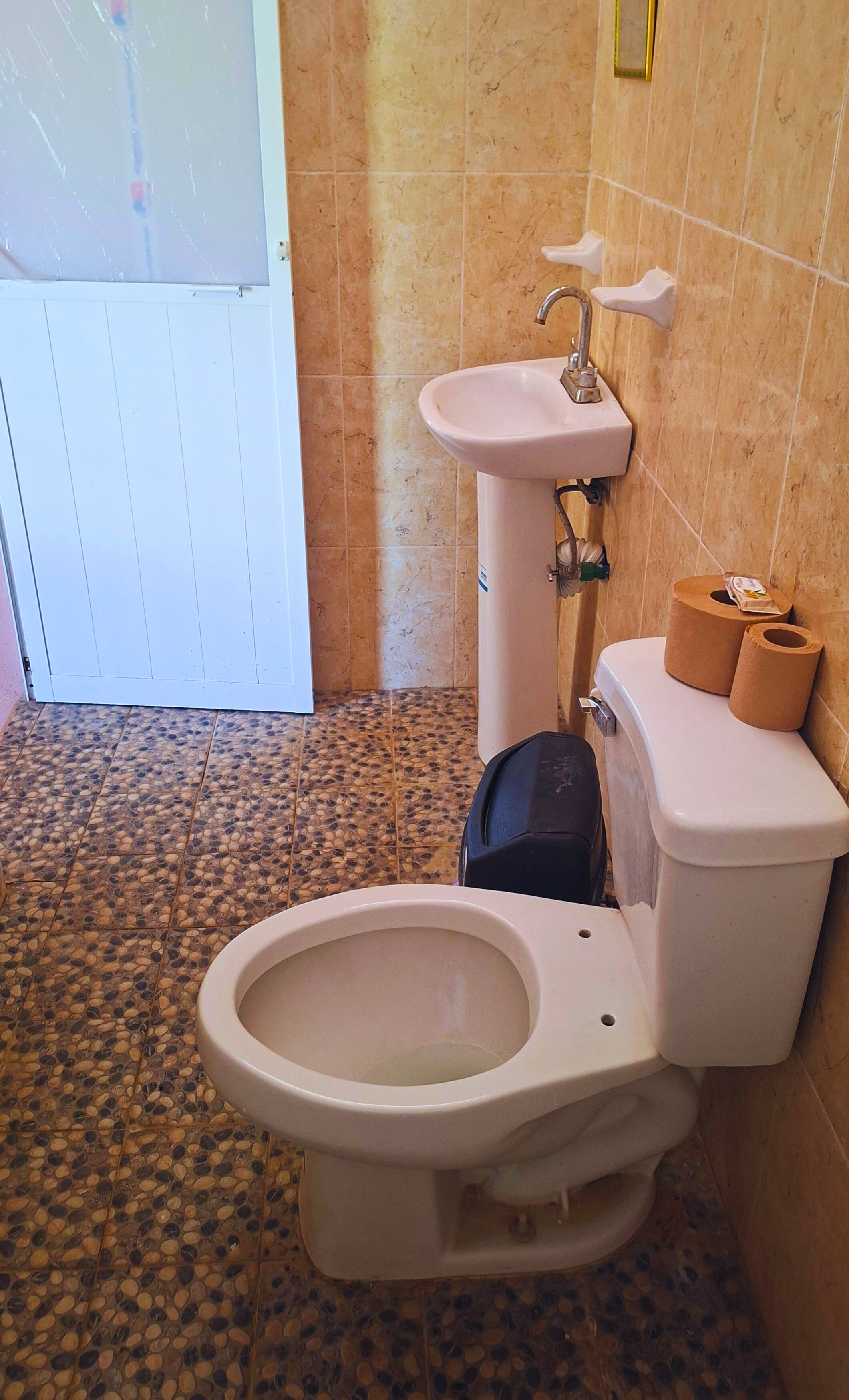 Doble con Aire Acondicionado